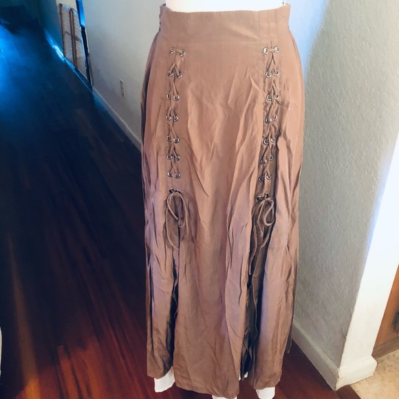 Scarlet Darkness Maxi Long Skirt Renaissance Double Layer Overskirt Brown - Picture 2 of 11